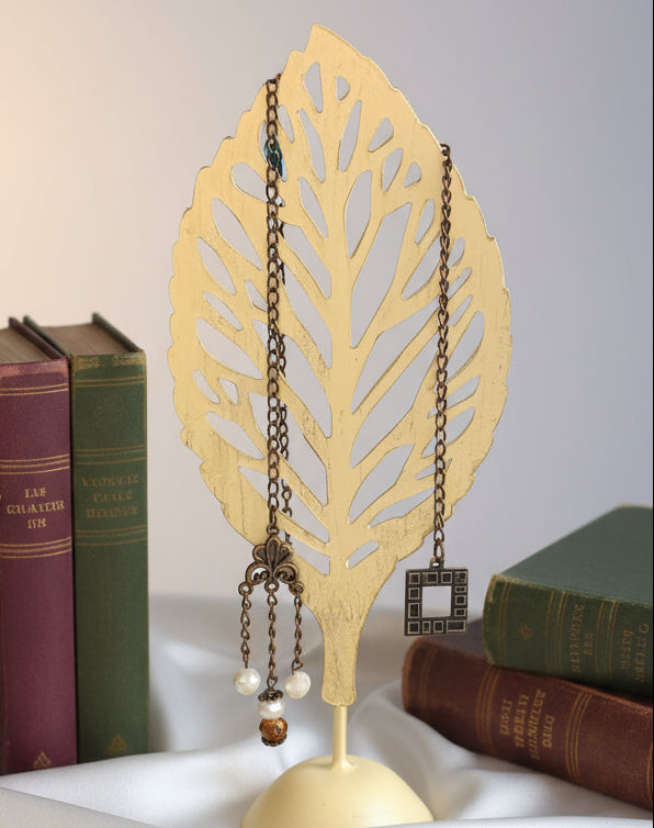 Cooper Chain Bookmark