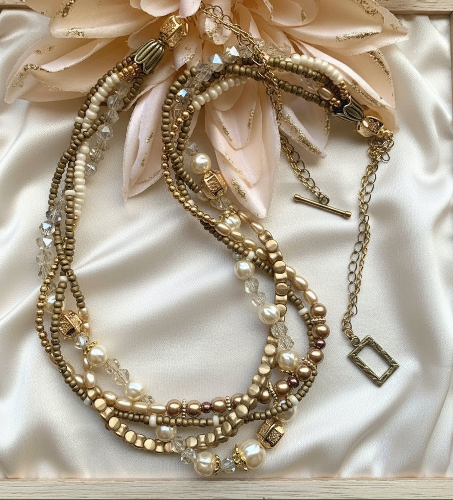 Achromatic Statement Necklace