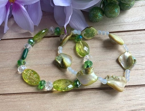 Green Nugget Stretch Bracelets