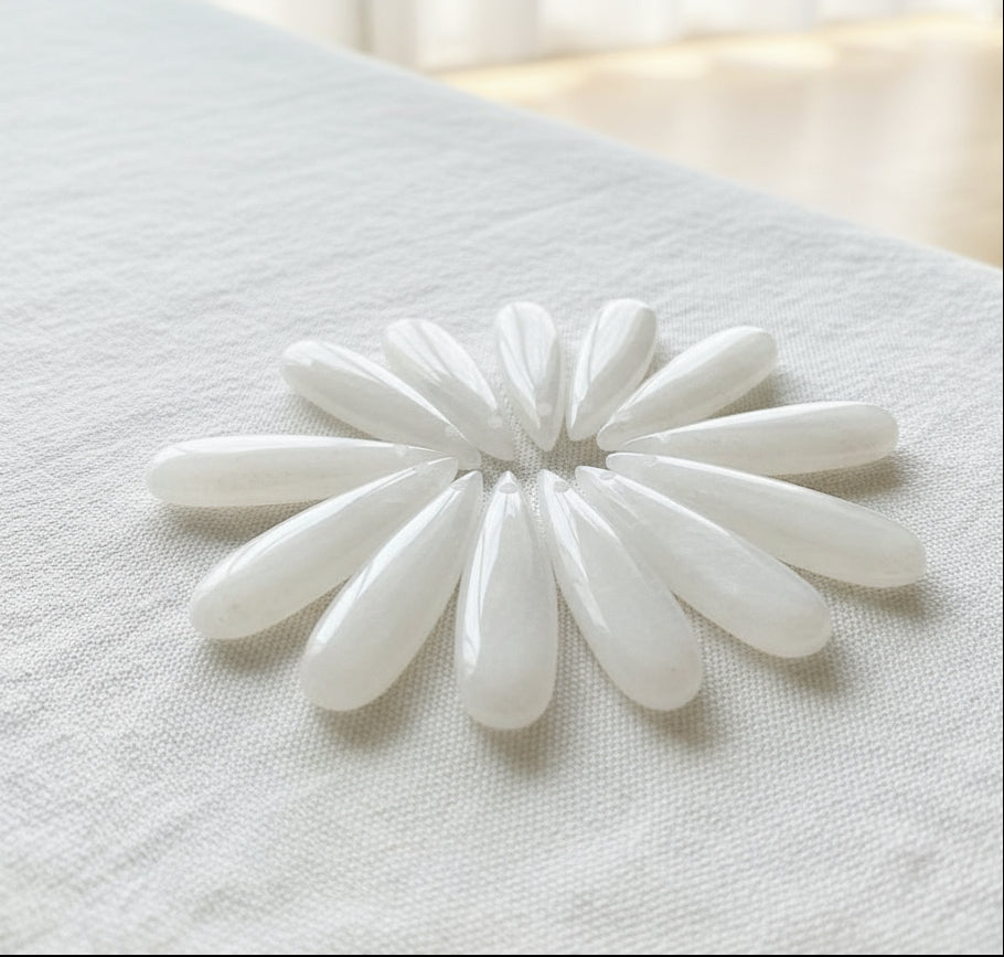 White Jade Teardrop Pendant, 37mm