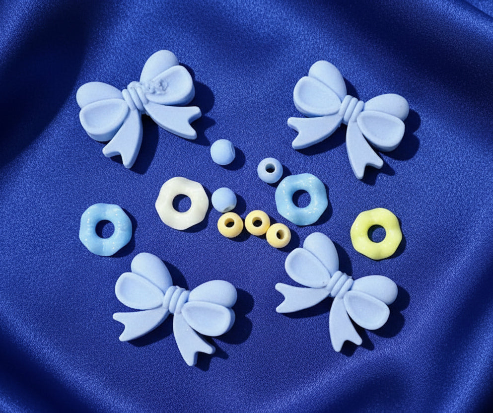 Sweet Blue Bows Beadables Bead Mix