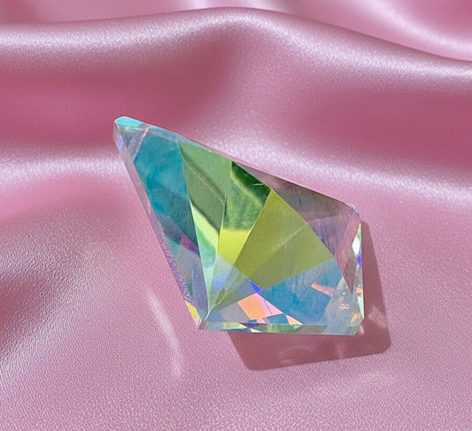 Prism, K-9 Crystal, Triangular Pyramid 50mm