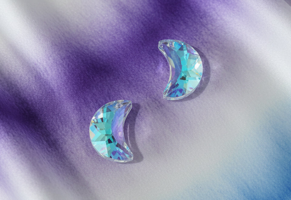 Crescent Moon Crystals 20mm
