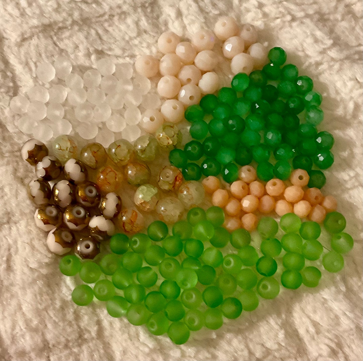 Bead Mix: Peaches and Green